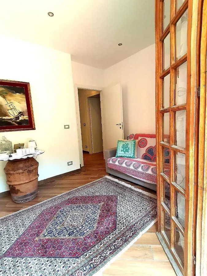 Appartamento Linda A Pochi Passi Dal Mare - 011030-Lt-0357 Vernazza 0*,  Italy